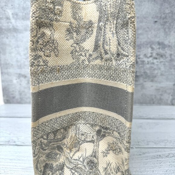 Christian Dior Medium Book Tote Toile de Jouy Beige Gray Canvas Bag - Picture 4 of 16